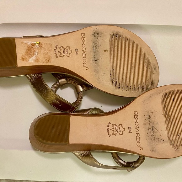 Bernardo leather wedge sandals - Picture 7 of 7